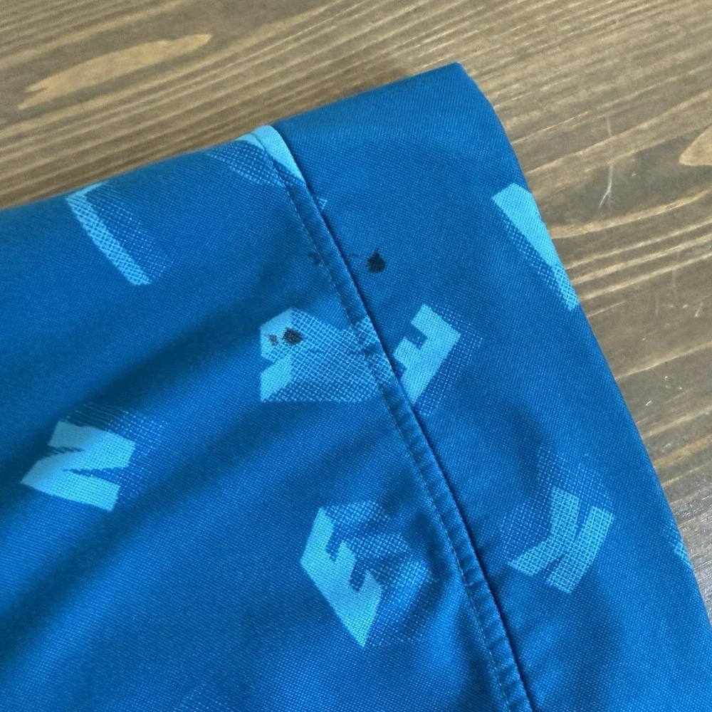 Nike Boys Large Blue Logo Therma Fit Pullover Hoodie Sweatshirt Pocket